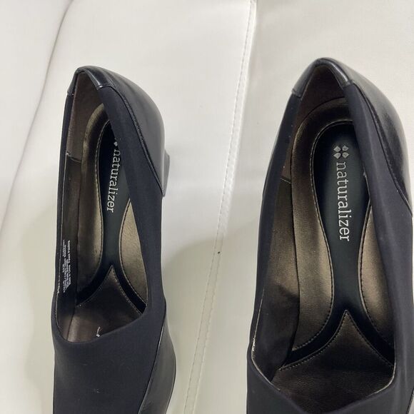 Naturalizer Heeled Loafers Pumps Sz 8.5 Black Leather Block Heels Office Classic - Picture 9 of 16